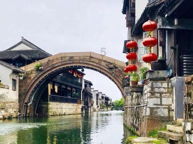 神秘的午夜