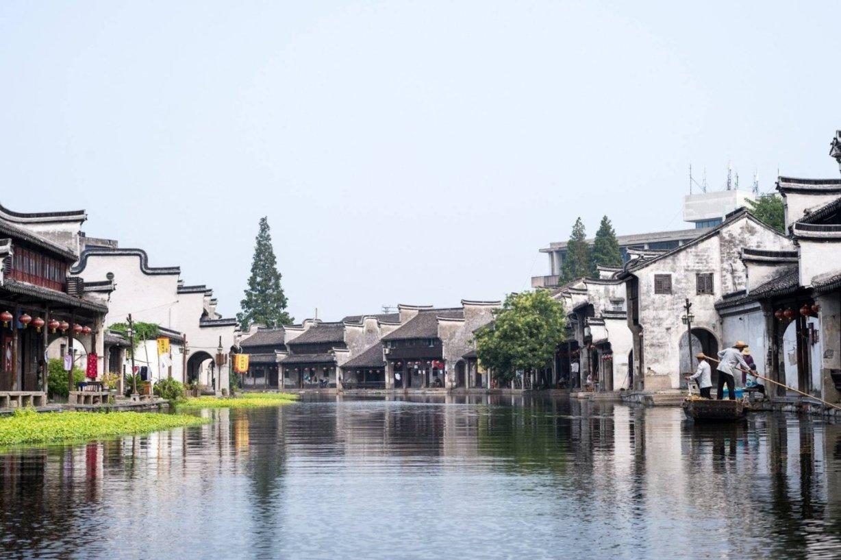 逃离废弃自然公园